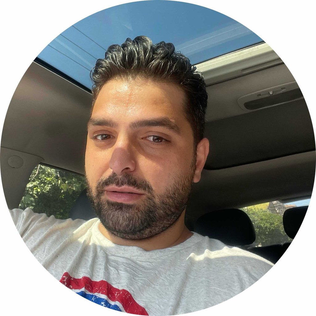 تصویر پروفایل میزبان