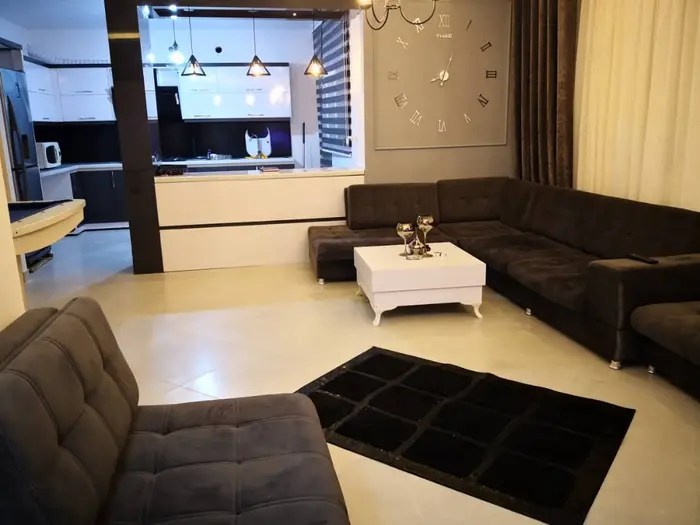 آپارتمان دوخوابه وکیل آباد