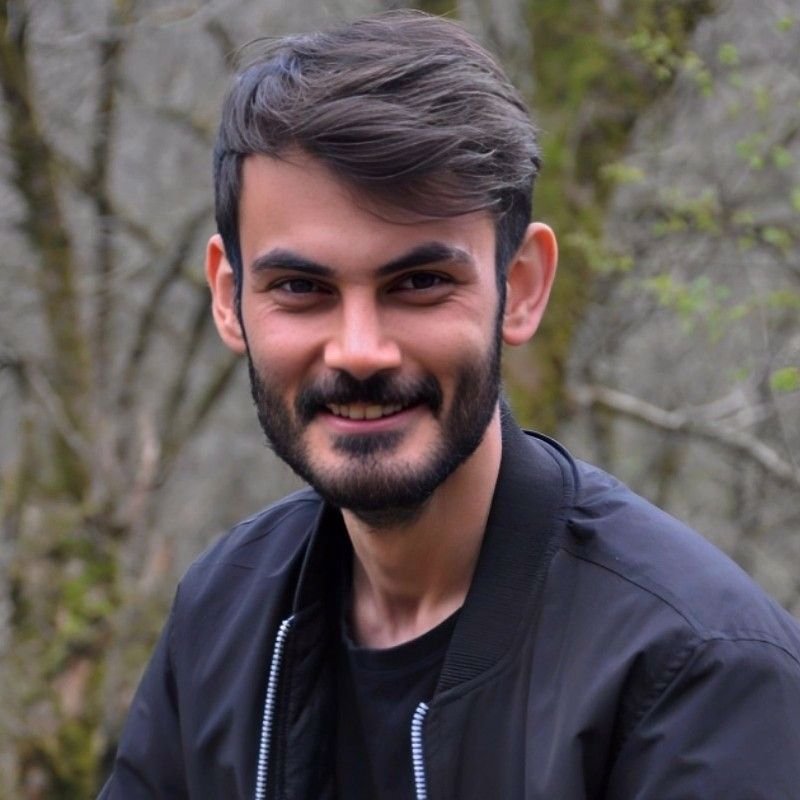 تصویر پروفایل میزبان