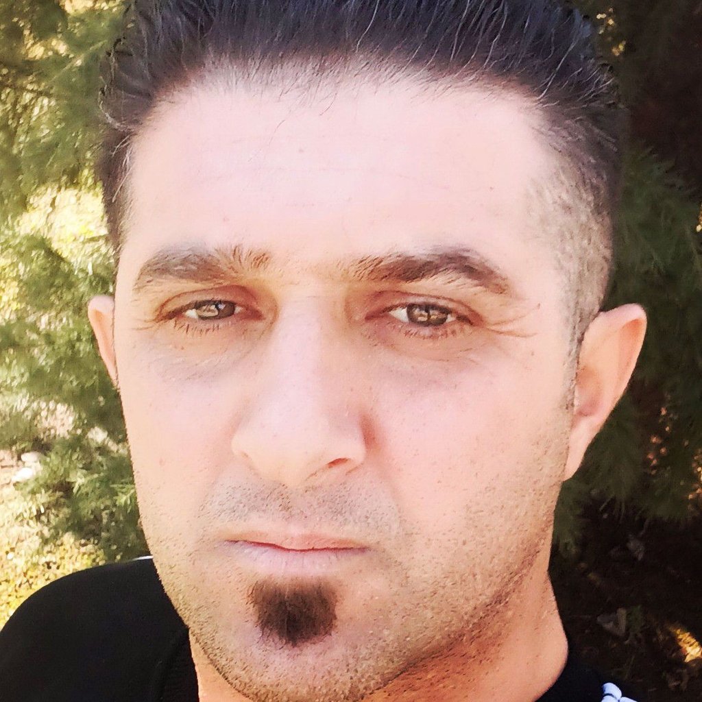 تصویر پروفایل میزبان