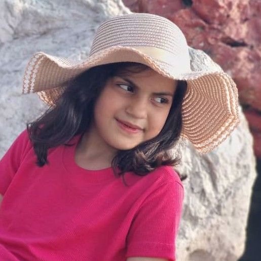 تصویر پروفایل میزبان