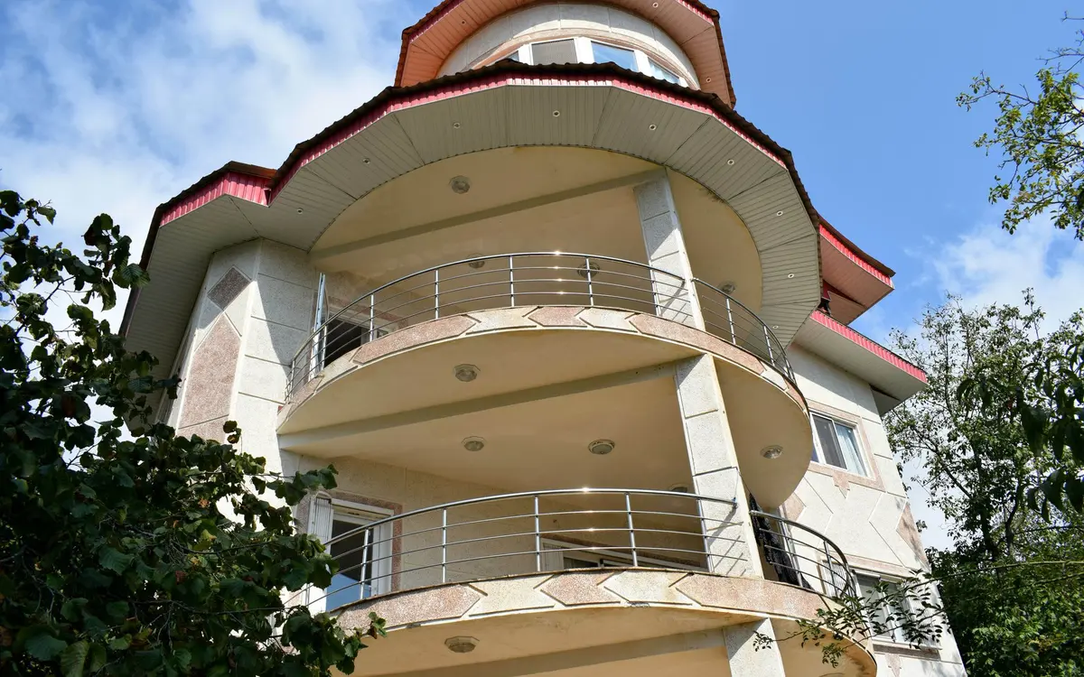 سوئیت دوخوابه چشم انداز 3