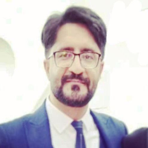 داریوش آشوری