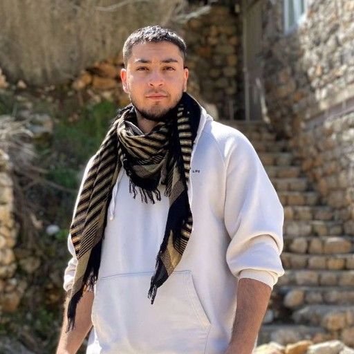 تصویر پروفایل میزبان