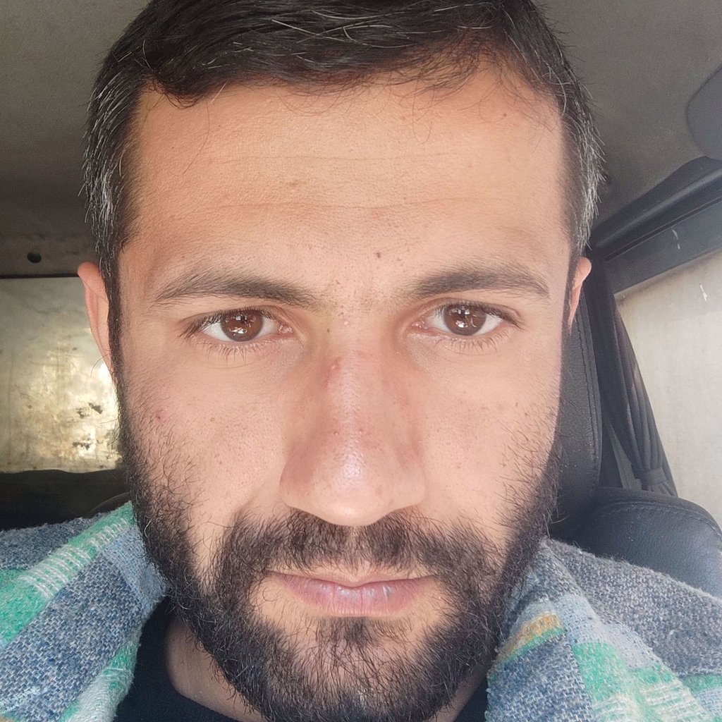 تصویر پروفایل میزبان