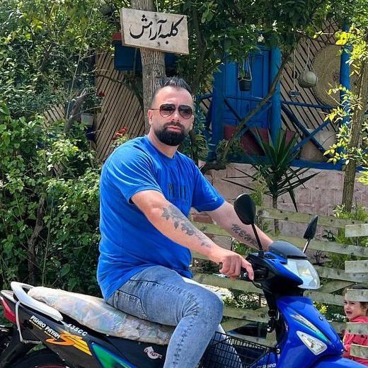 تصویر پروفایل میزبان