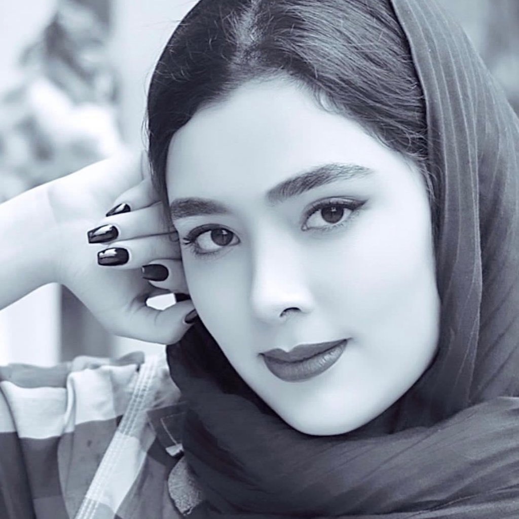 تصویر پروفایل میزبان