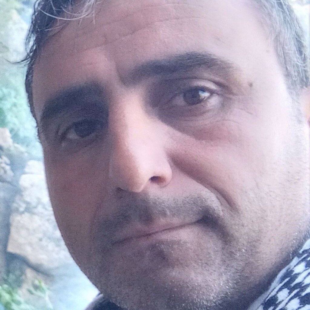 تصویر پروفایل میزبان