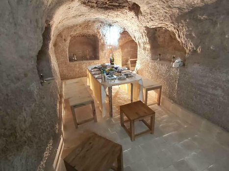 عمارت دژ گلی - واحد سه دری