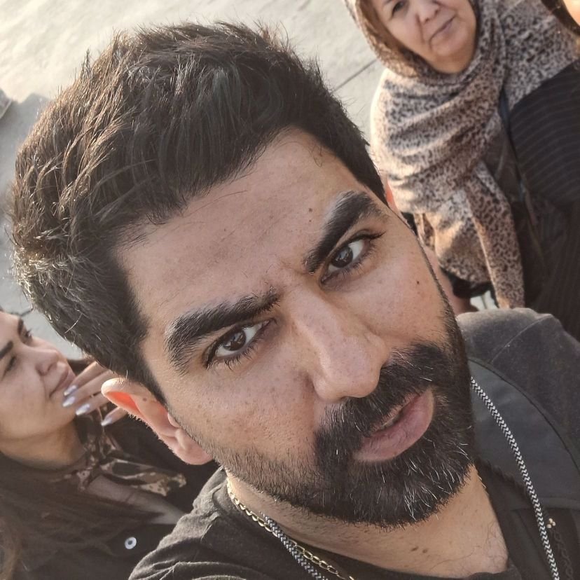 تصویر پروفایل میزبان