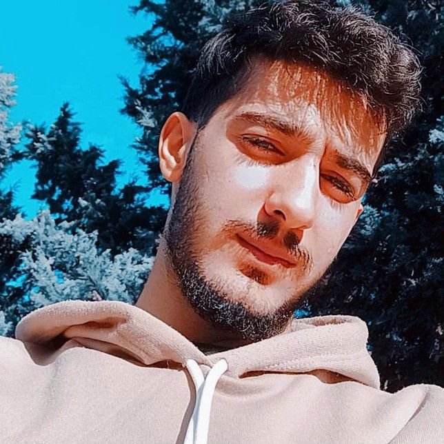 تصویر پروفایل میزبان