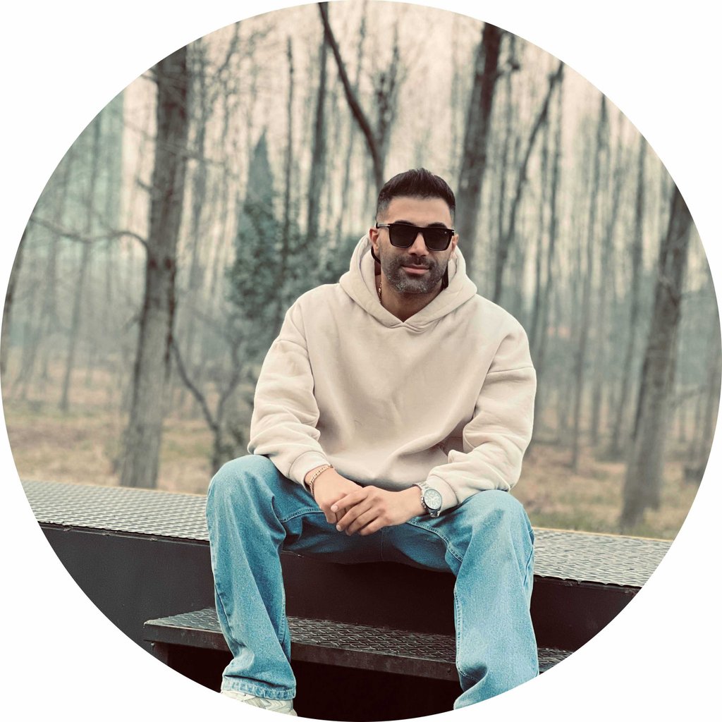 تصویر پروفایل میزبان