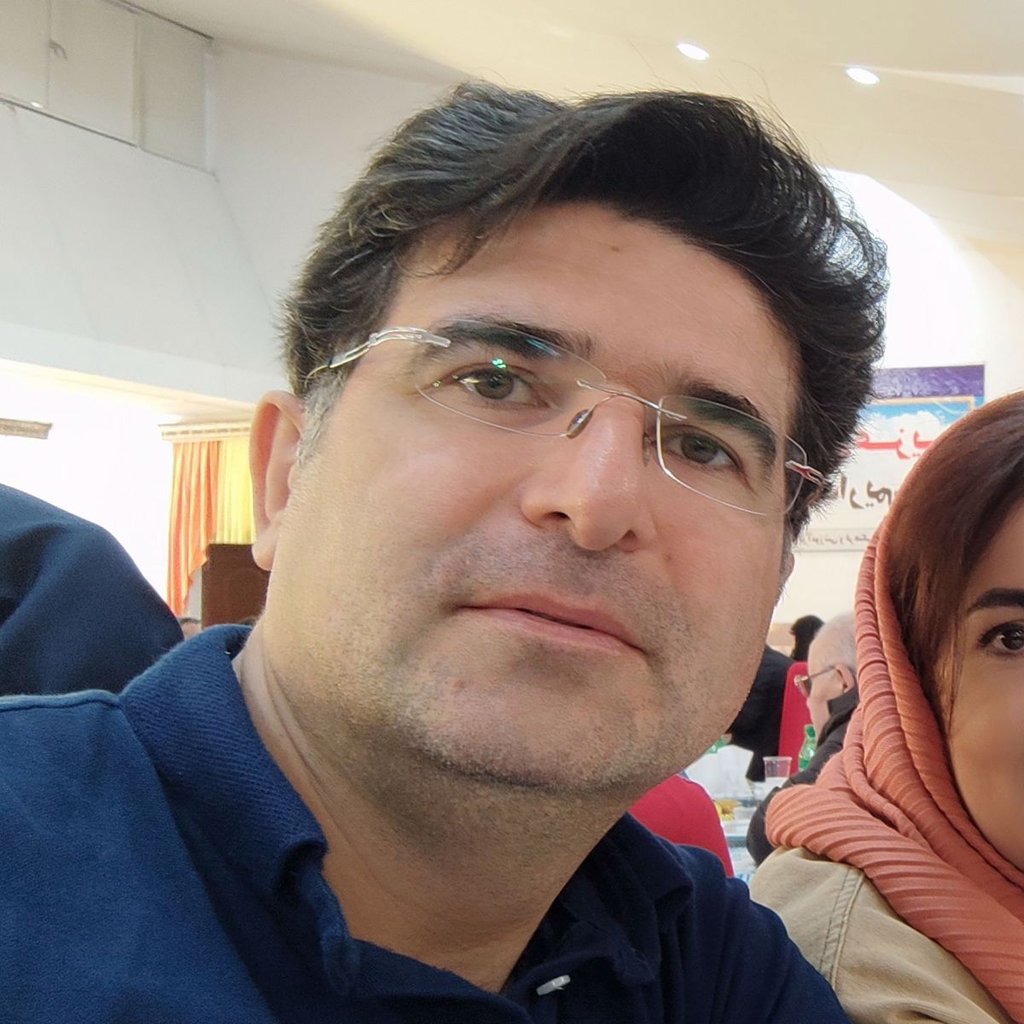 تصویر پروفایل میزبان