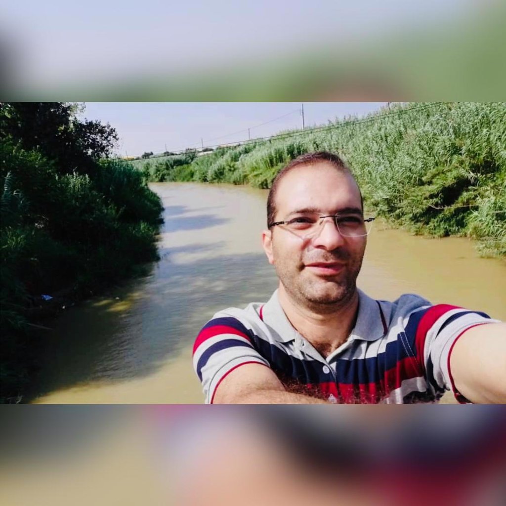 علی 