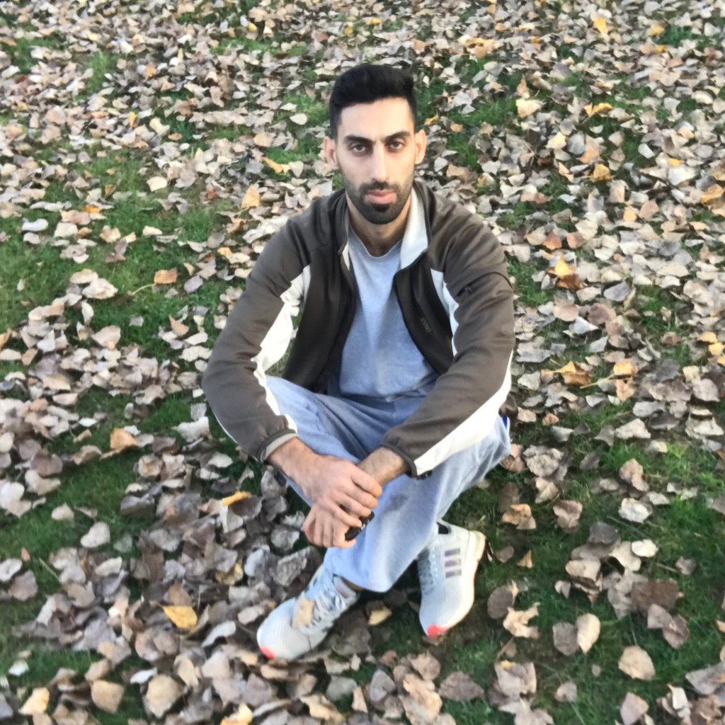 تصویر پروفایل میزبان