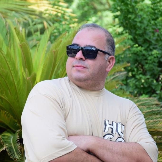 تصویر پروفایل میزبان