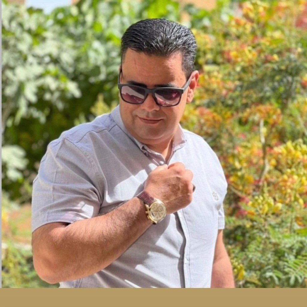 تصویر پروفایل میزبان