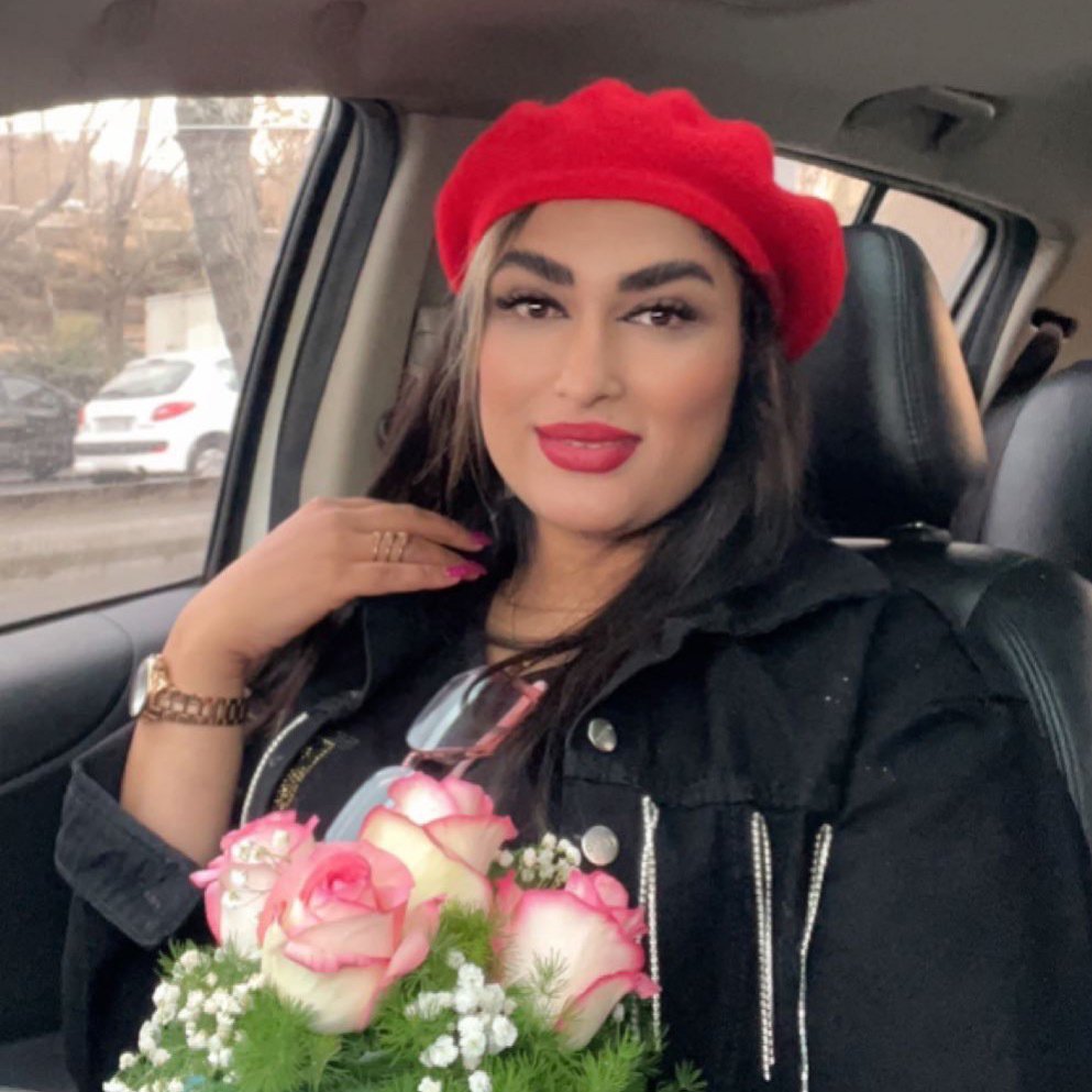 تصویر پروفایل میزبان