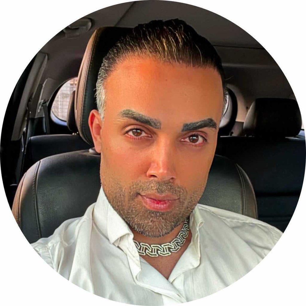 تصویر پروفایل میزبان