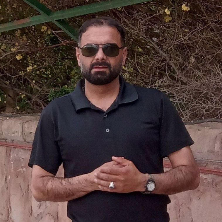 تصویر پروفایل میزبان