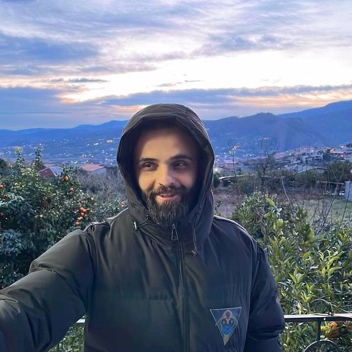 تصویر پروفایل میزبان