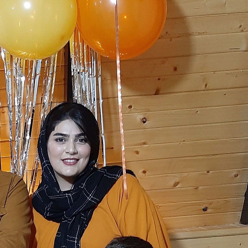 تصویر پروفایل میزبان