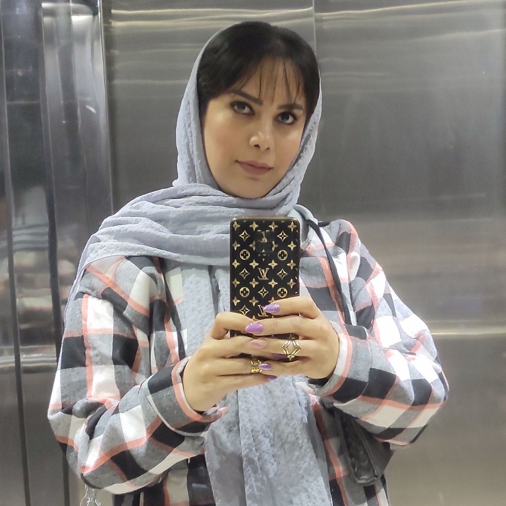 تصویر پروفایل میزبان