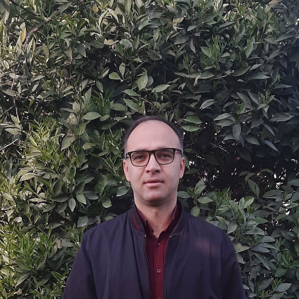 تصویر پروفایل میزبان