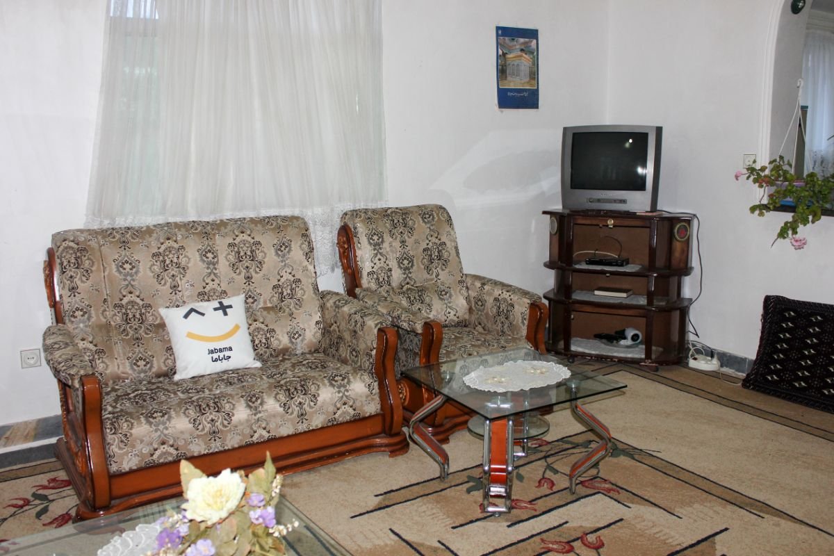 سوئیت دوخوابه یزدان