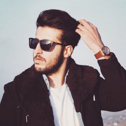 تصویر پروفایل میزبان