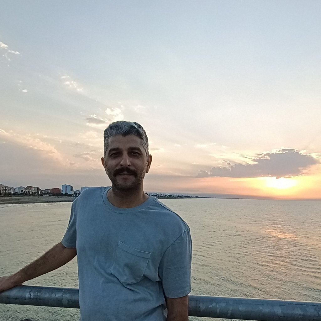 سیدمصطفی اظهری