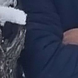 تصویر پروفایل میزبان