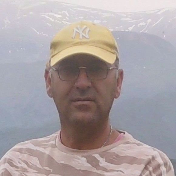 تصویر پروفایل میزبان