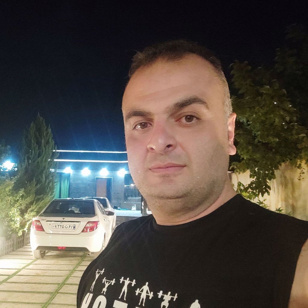 تصویر پروفایل میزبان