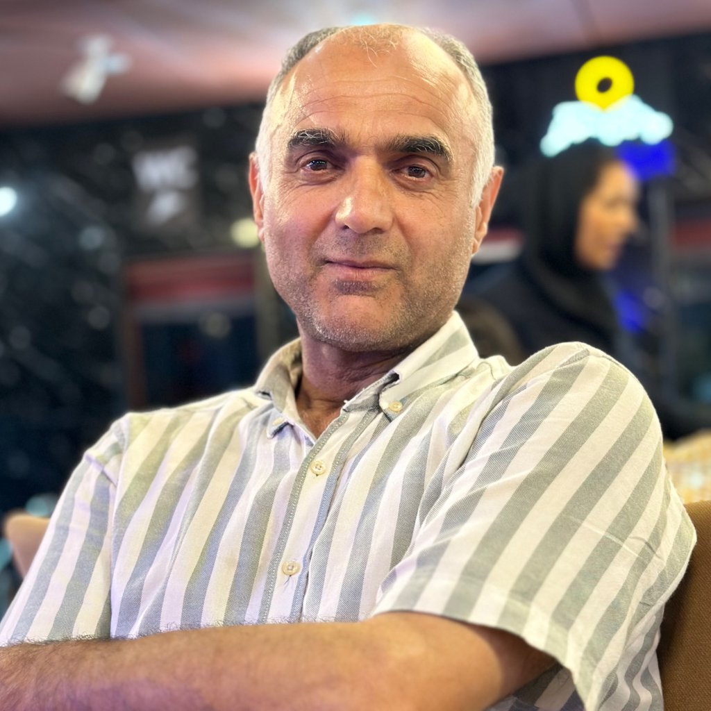 تصویر پروفایل میزبان