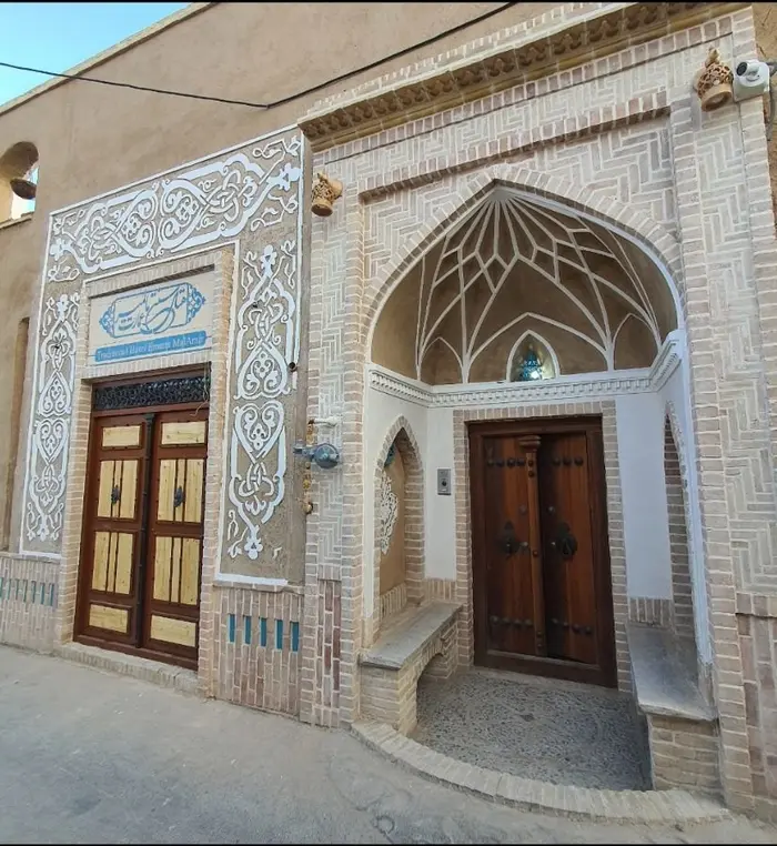 اقامتگاه سنتی عمارت مالمیر - واحد ترنم