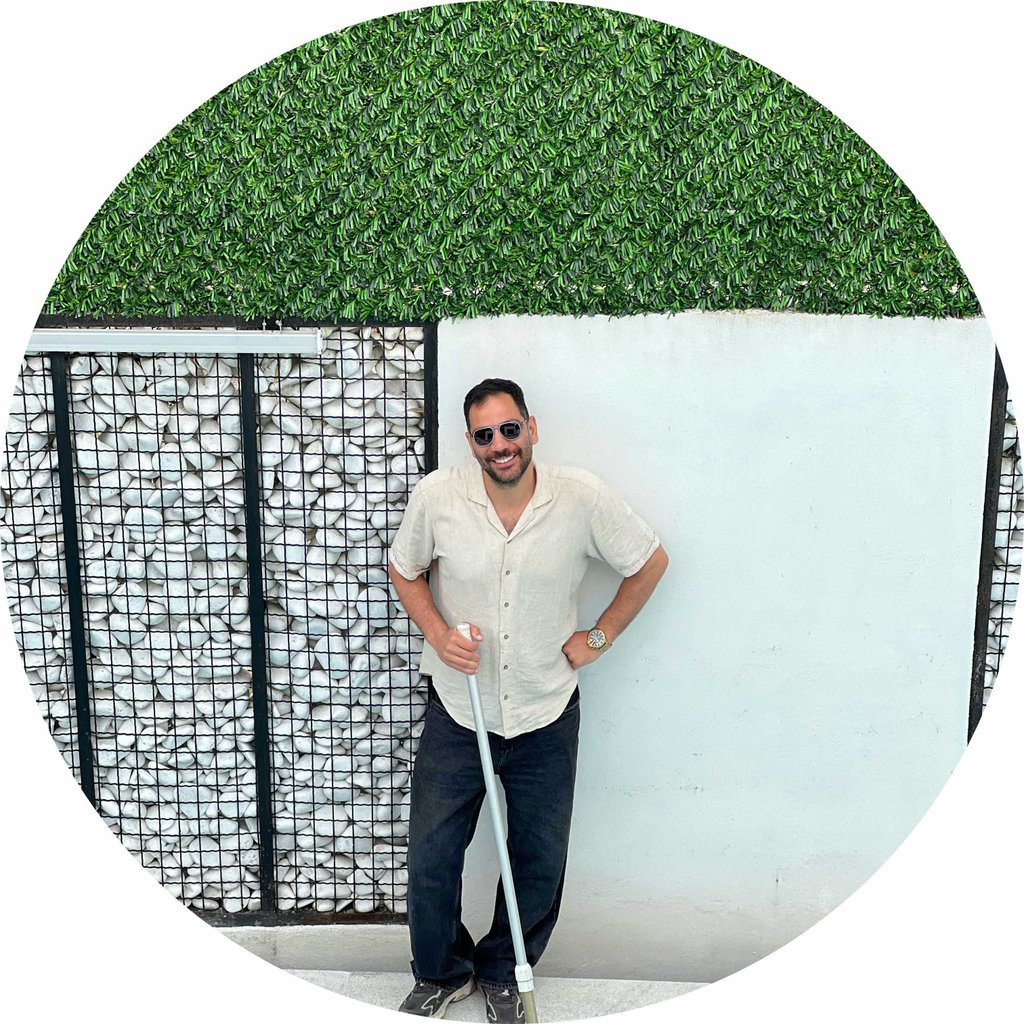 تصویر پروفایل میزبان