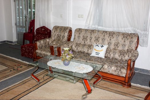 سوئیت دوخوابه یزدان