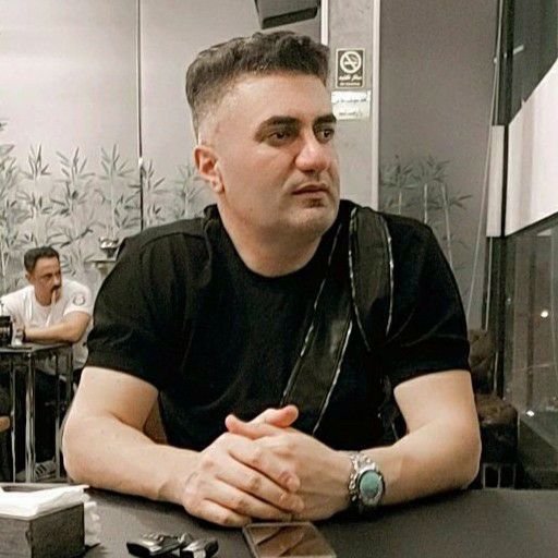 تصویر پروفایل میزبان