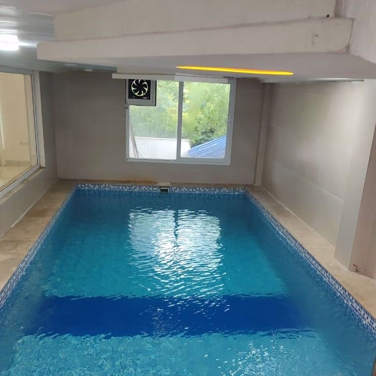 تصویر پروفایل میزبان