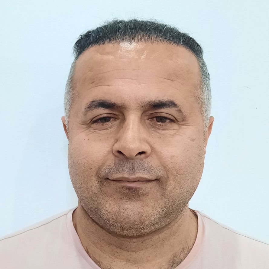 تصویر پروفایل میزبان