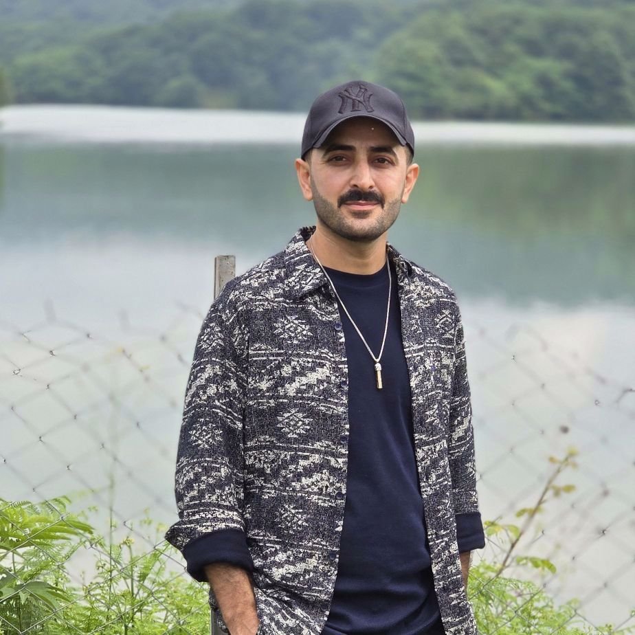 تصویر پروفایل میزبان