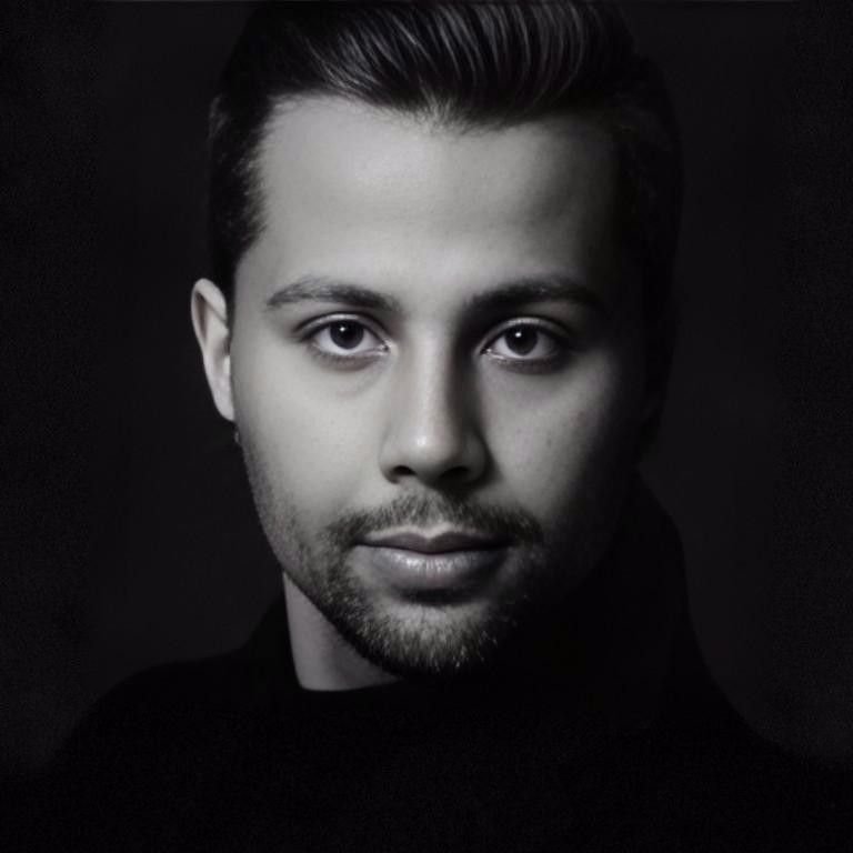 تصویر پروفایل میزبان