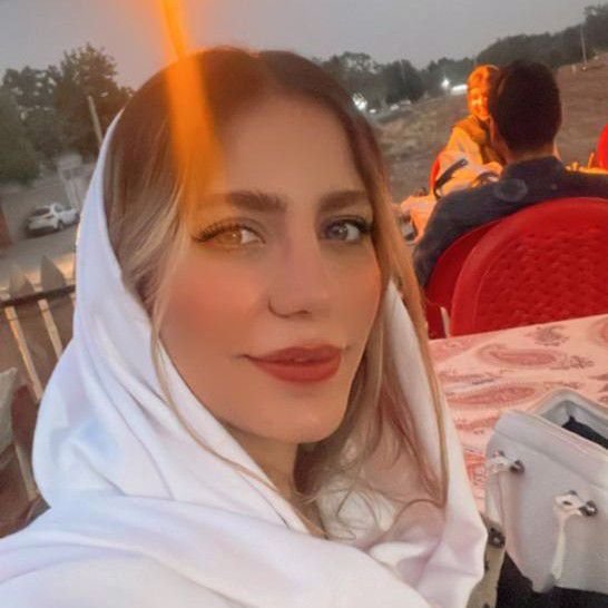 تصویر پروفایل میزبان