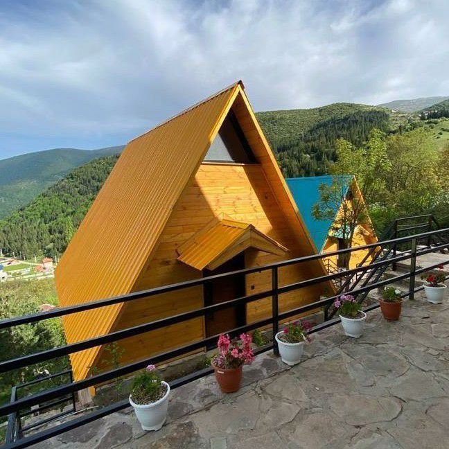 تصویر پروفایل میزبان