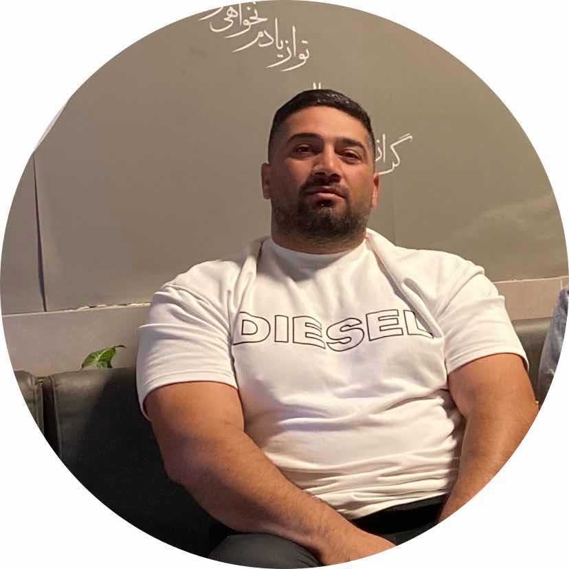 تصویر پروفایل میزبان