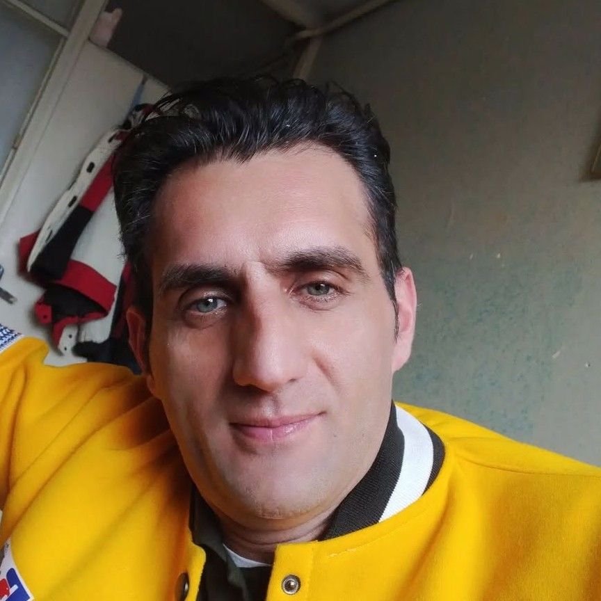 تصویر پروفایل میزبان