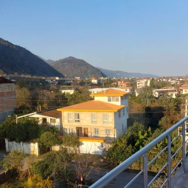 تصویر پروفایل میزبان