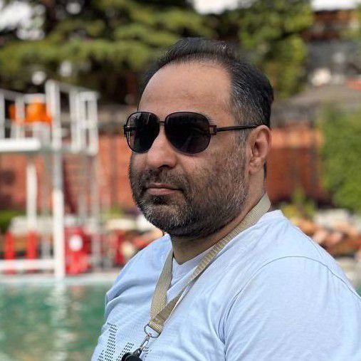 تصویر پروفایل میزبان