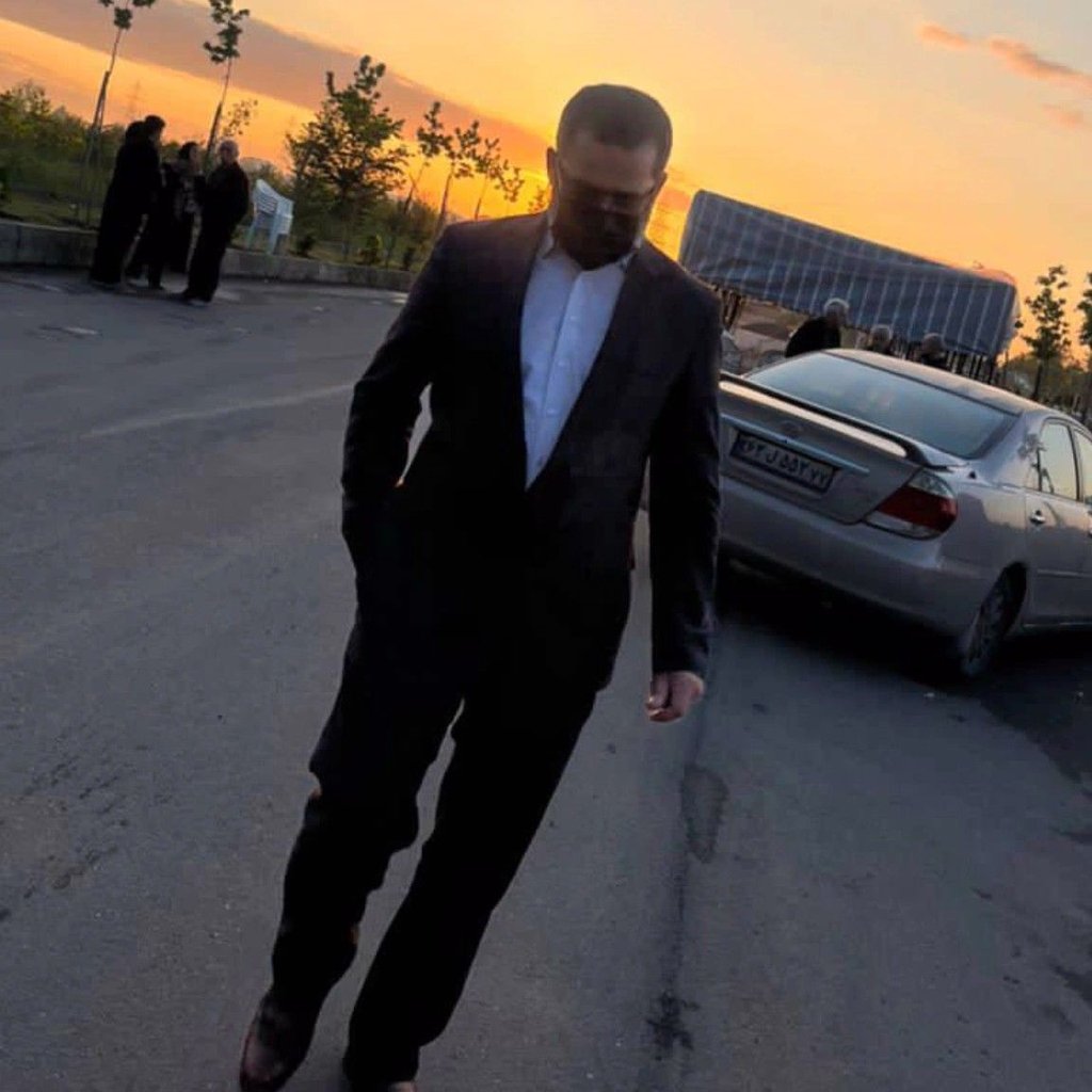 تصویر پروفایل میزبان